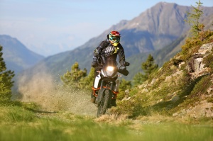 KTM 1090 Adventure_0928_170613_192036